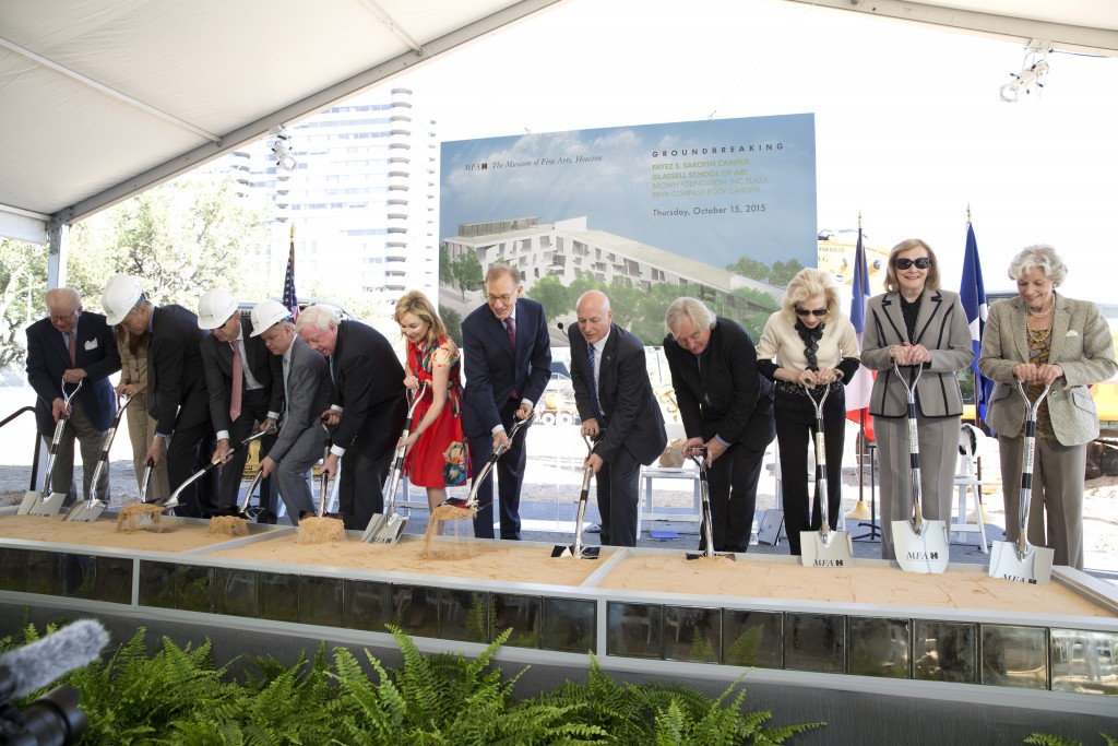 Campaign donors and Museum leadership; Glassell Groundbreaking; Photo by Jenny Antill