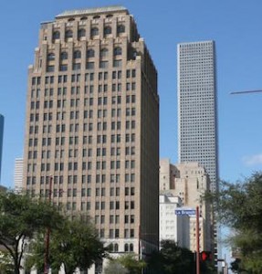 JP Morgan Chase Bank Building in downtown Houston Photo by Jim Porter
